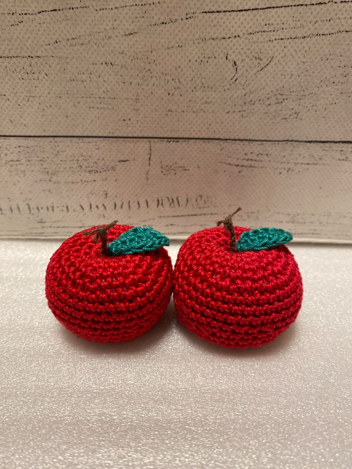 ハンドメイド あみぐるみ ぬいぐるみ おままごと りんご - メルカリ