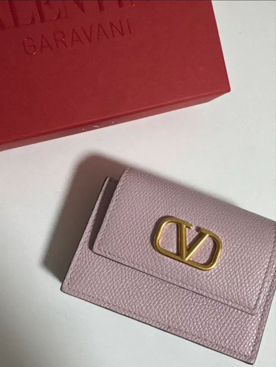ヴァレンティノ 財布