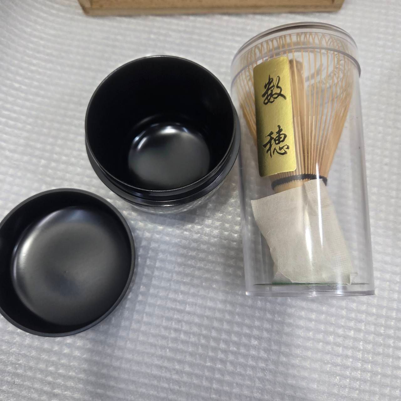 送料無料S95524 茶道具一式 木箱付 肥前唐津 茶碗 柄杓 なつめ 骨董 和 