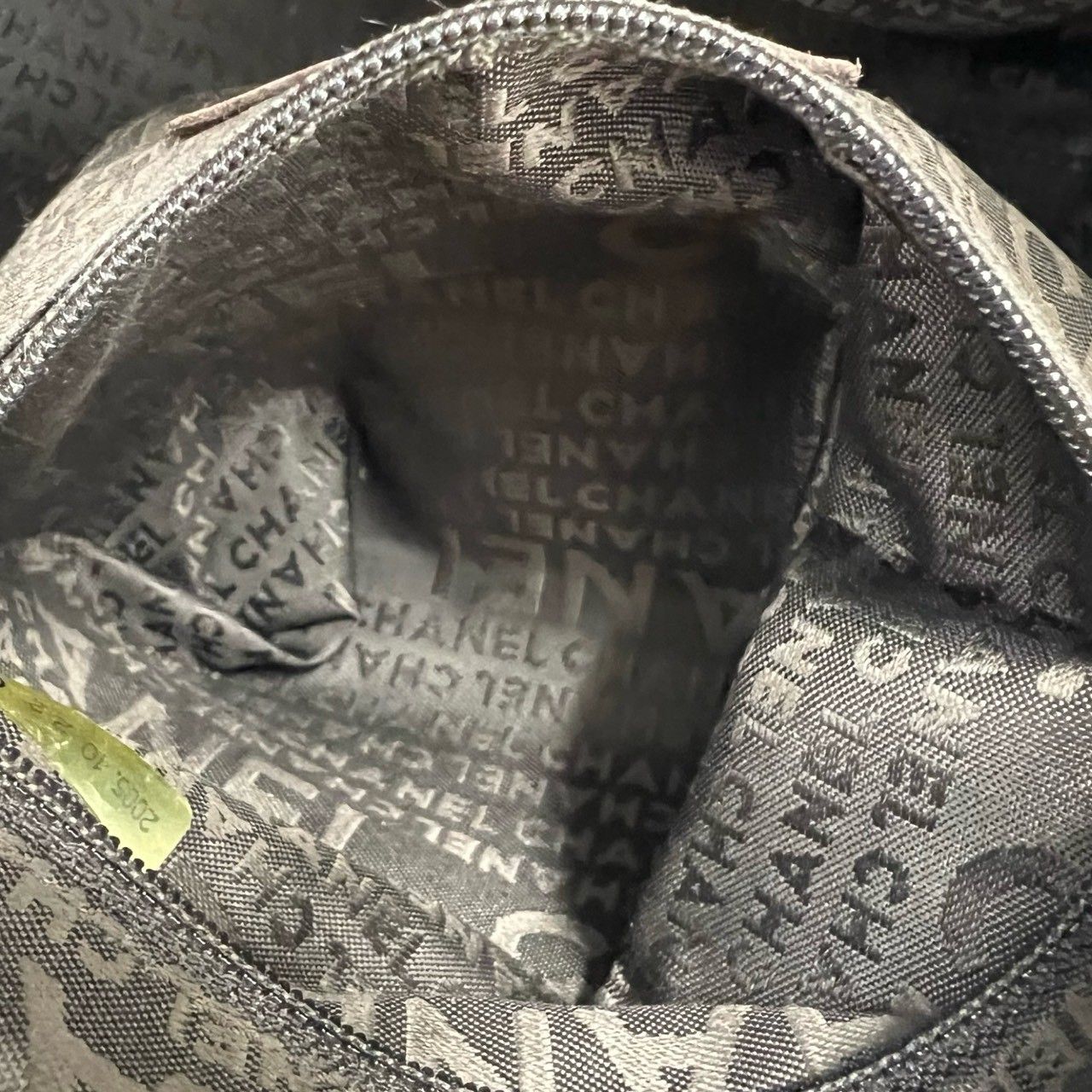 極 美品 希少品 シール有 9番台 CHANEL シャネル ココマーク 金具