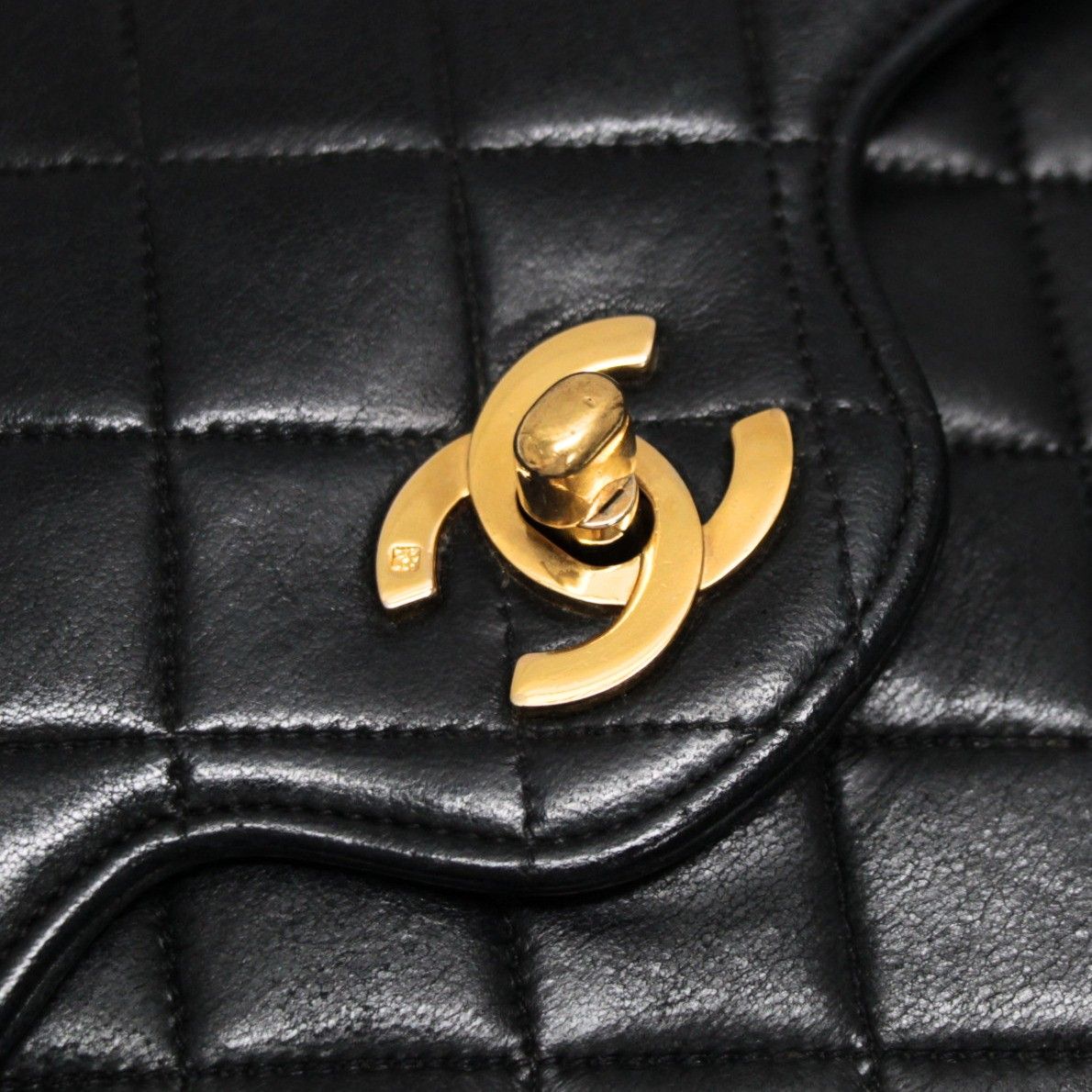 ​【美品】CHANEL シャネル ヴィンテージ マトラッセ ショルダー 黒 CHANEL シャネル ヴィンテージ マトラッセ25 シングルフラップ