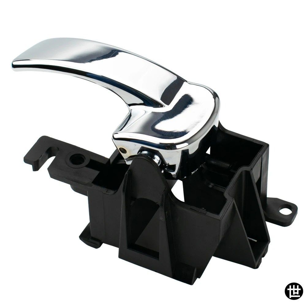 日産ナバラ D40 パスファインダー 04-14 用インナードアハンドル左右