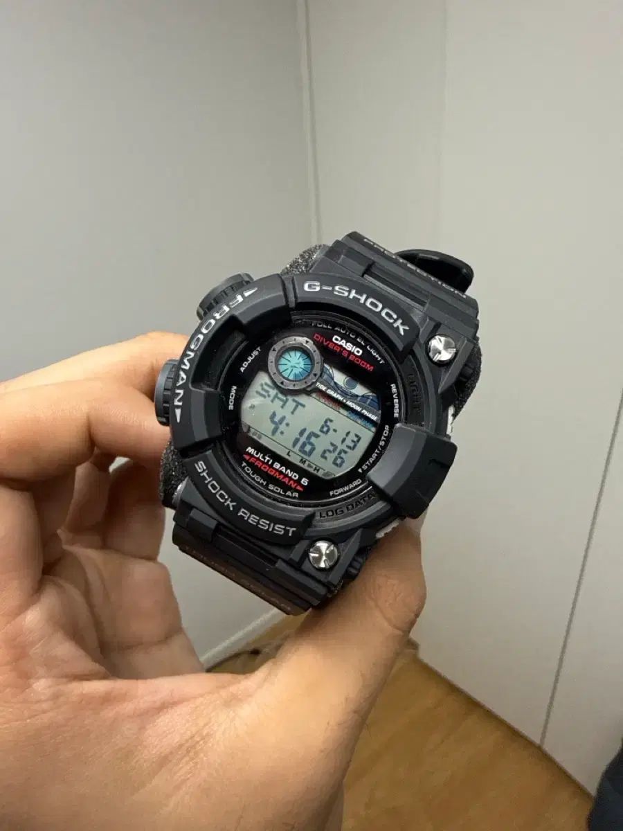 ほぼ新品) 新ローグマン Gwf-1000-1jf