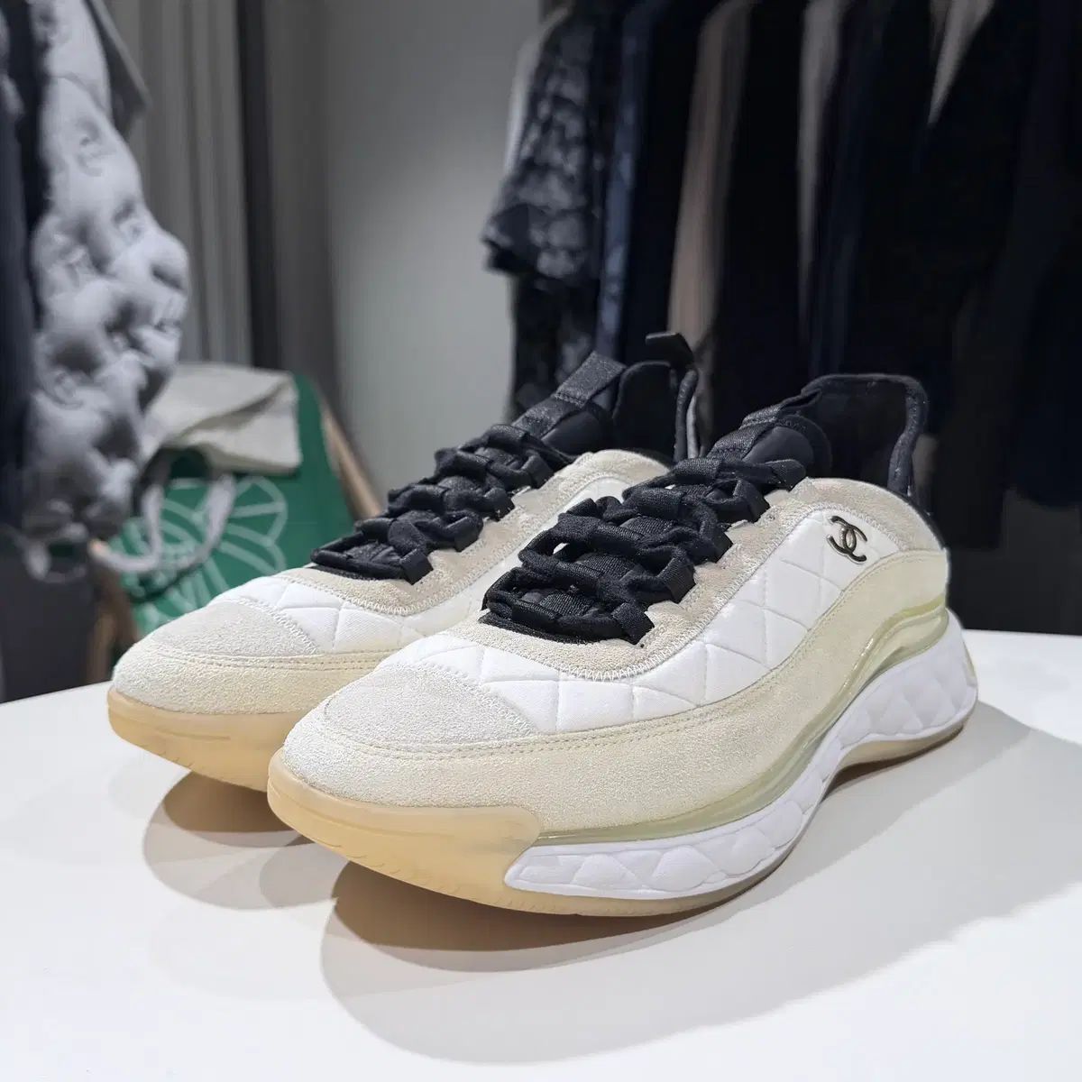 (A+級/43) / CHANEL ミックスチュールスニーカー 白