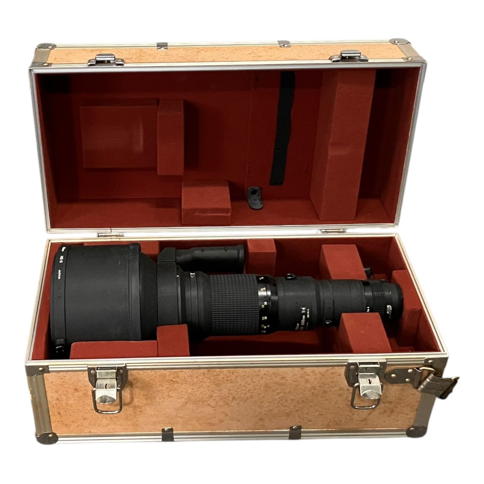 ■Nikon NIKKOR ED 600mm F4 超望遠単焦点レンズ HE-5 フード CT-602 専用ケース付 現状品 動作確認済み2623764,2623764
