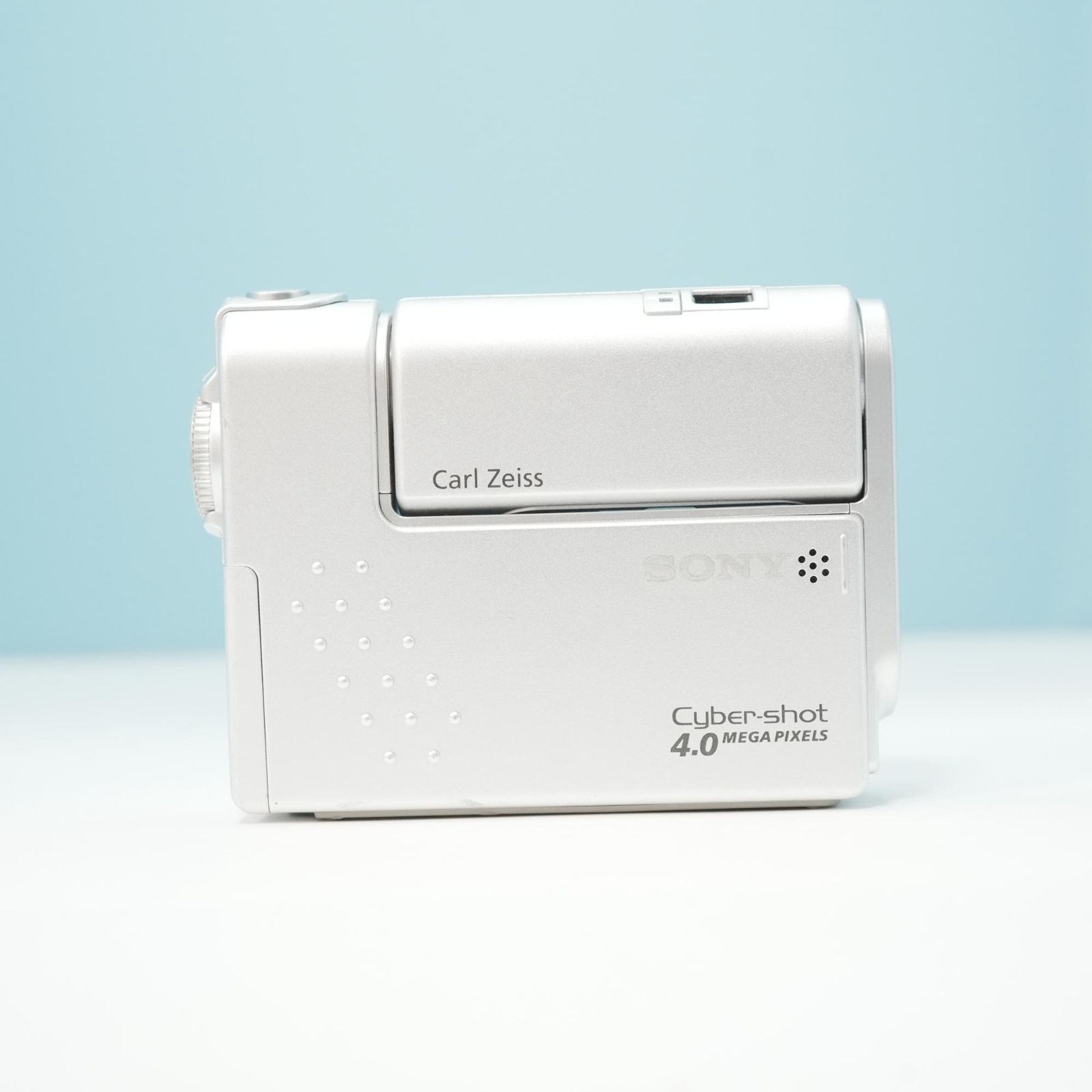 DSC-F77 特長 | デジタルスチルカメラ Cyber-shot サイバーショット 