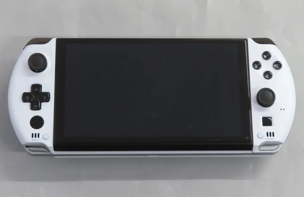 【中古】Windows11ハード ポータブルゲーミングPC GPD WIN4(ピュアホワイト)