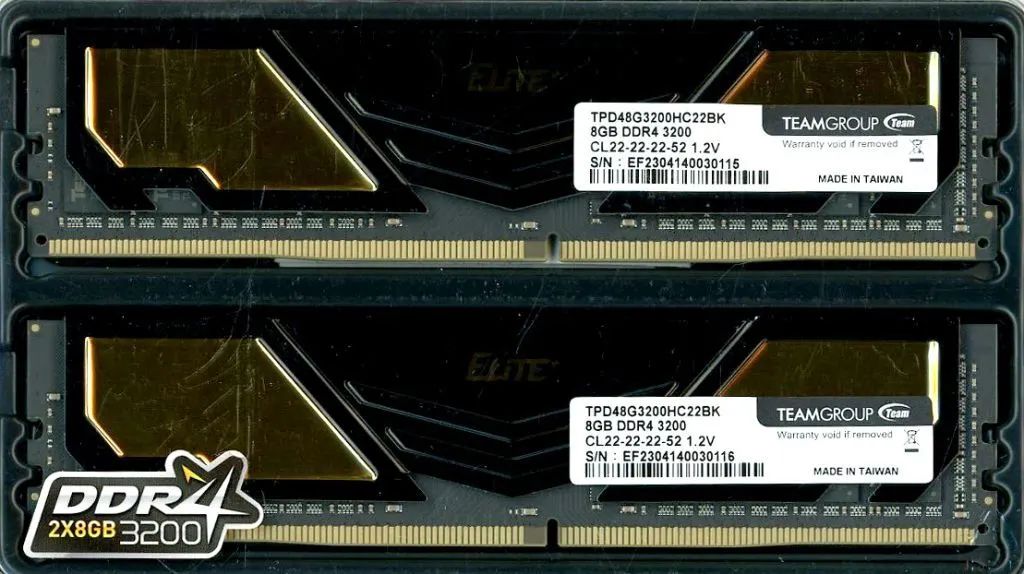 TEAM GROUP Elite Plus DDR4 メモリー 4枚セット TEAM GROUP Elite