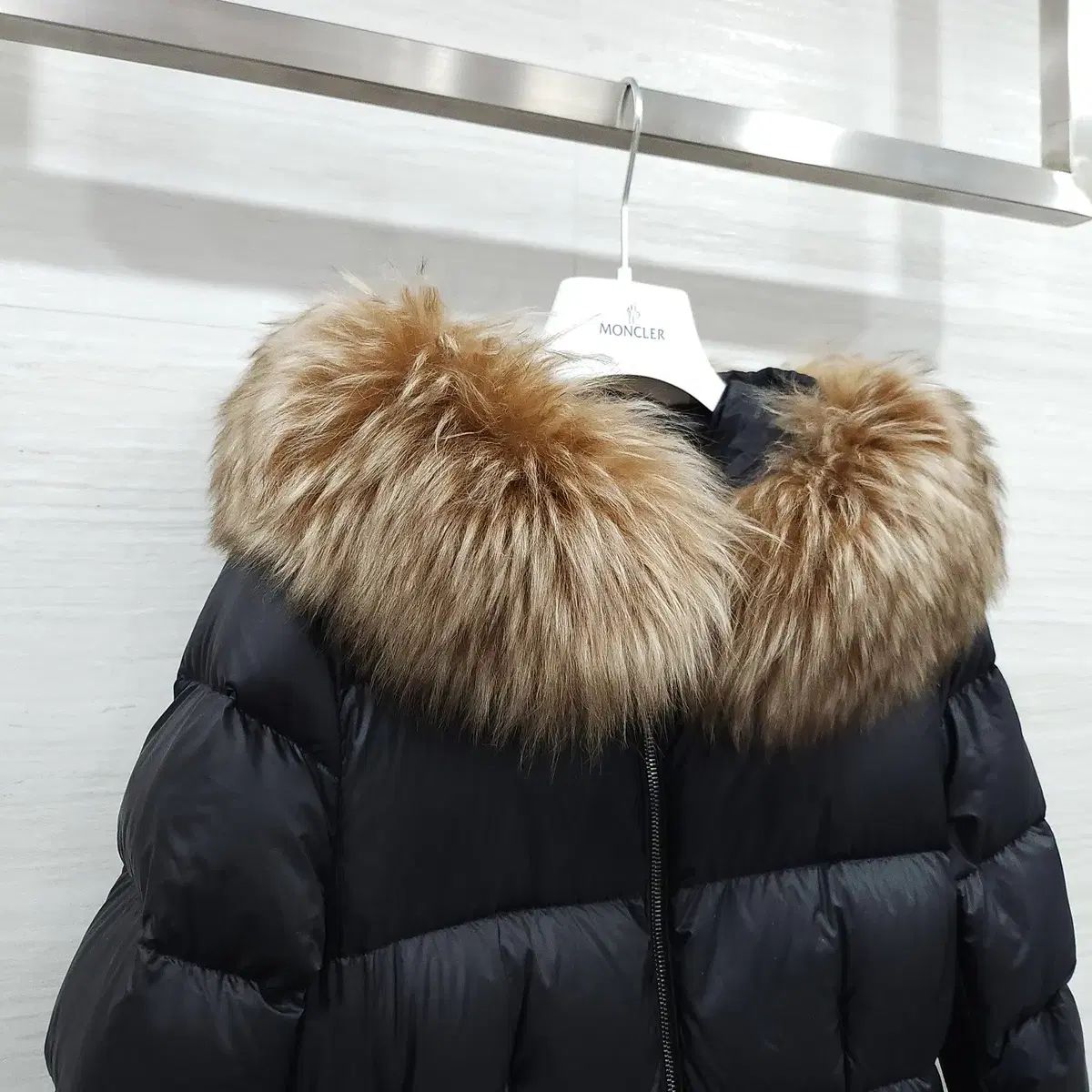 MONCLER モンクレール ボエド ショート ダウン - メルカリ