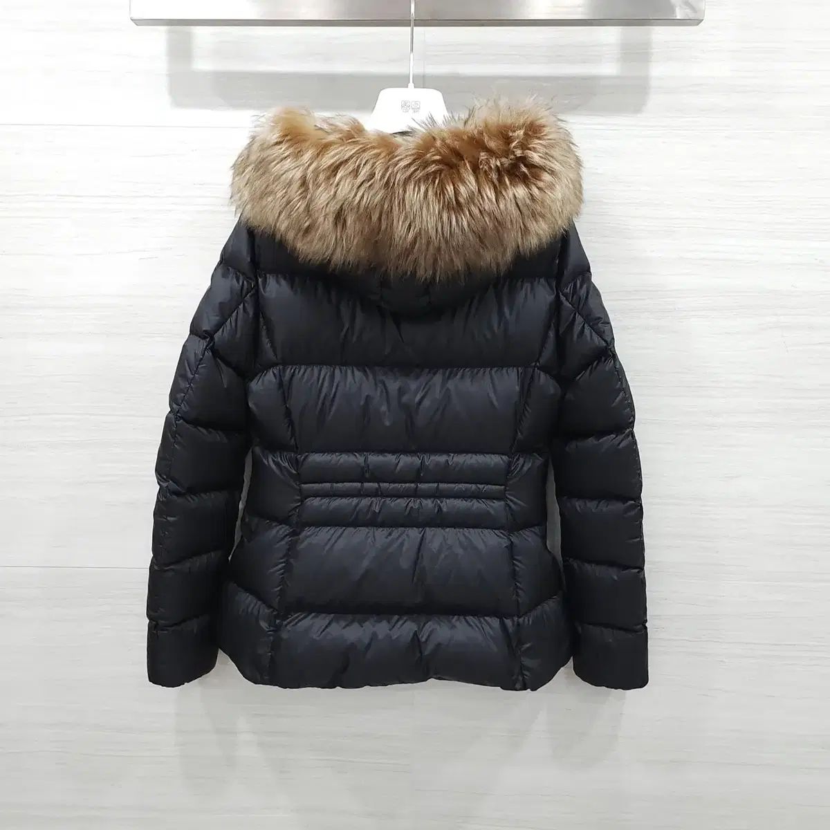 MONCLER モンクレール ボエド ショート ダウン - メルカリ