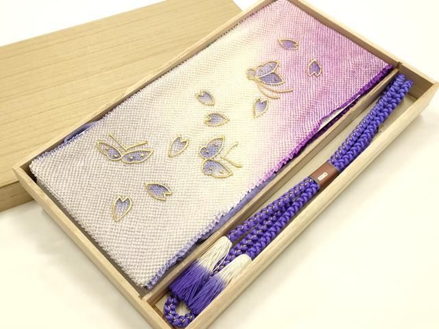 平和屋本店●和装小物　振袖用帯締め・帯揚げセット　装飾　舞蝶花文　金糸　金彩　暈し染め　撚り房　逸品　未使用　AABJ8995ay