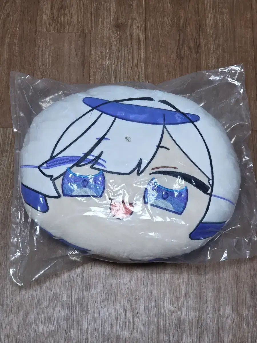 ヘビー (hebi) 顔アップ クッション (1周年 記念 グッズ)