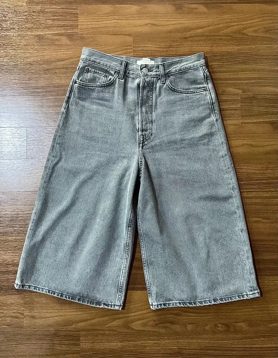 COS デニム バミューダ ハーフパンツ ショーツ グレー 25