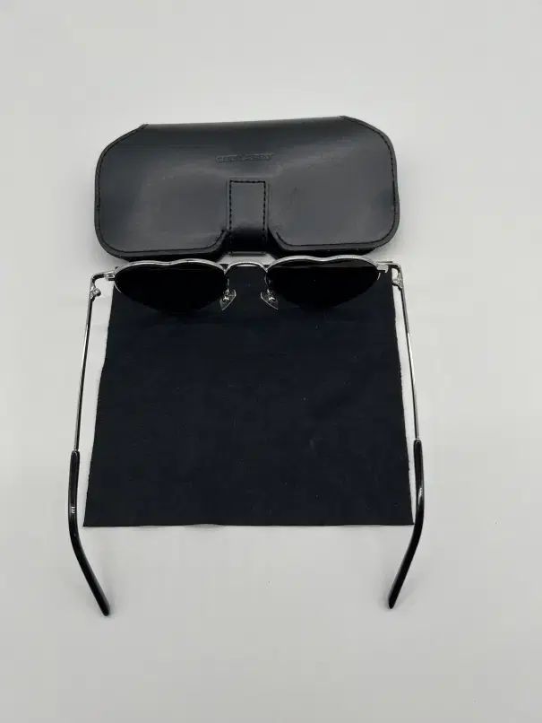 正規品 Saint Laurent サンローラン ルル ハート サンローラン サングラス