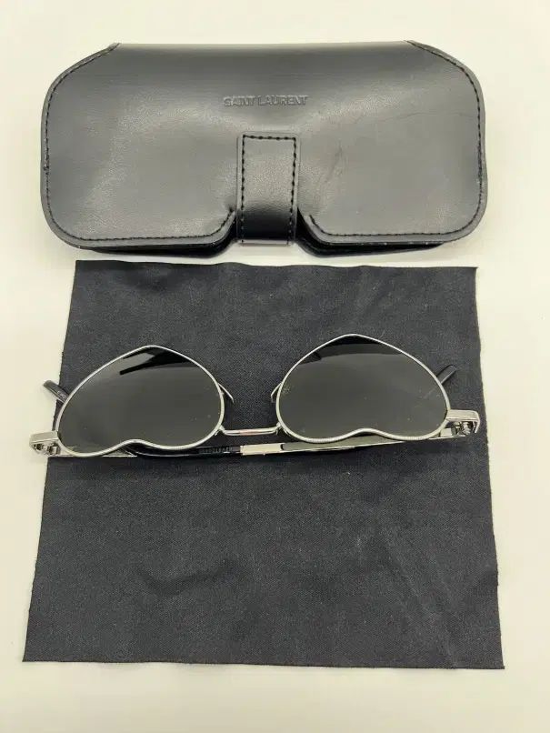 正規品 Saint Laurent サンローラン ルル ハート サンローラン サングラス