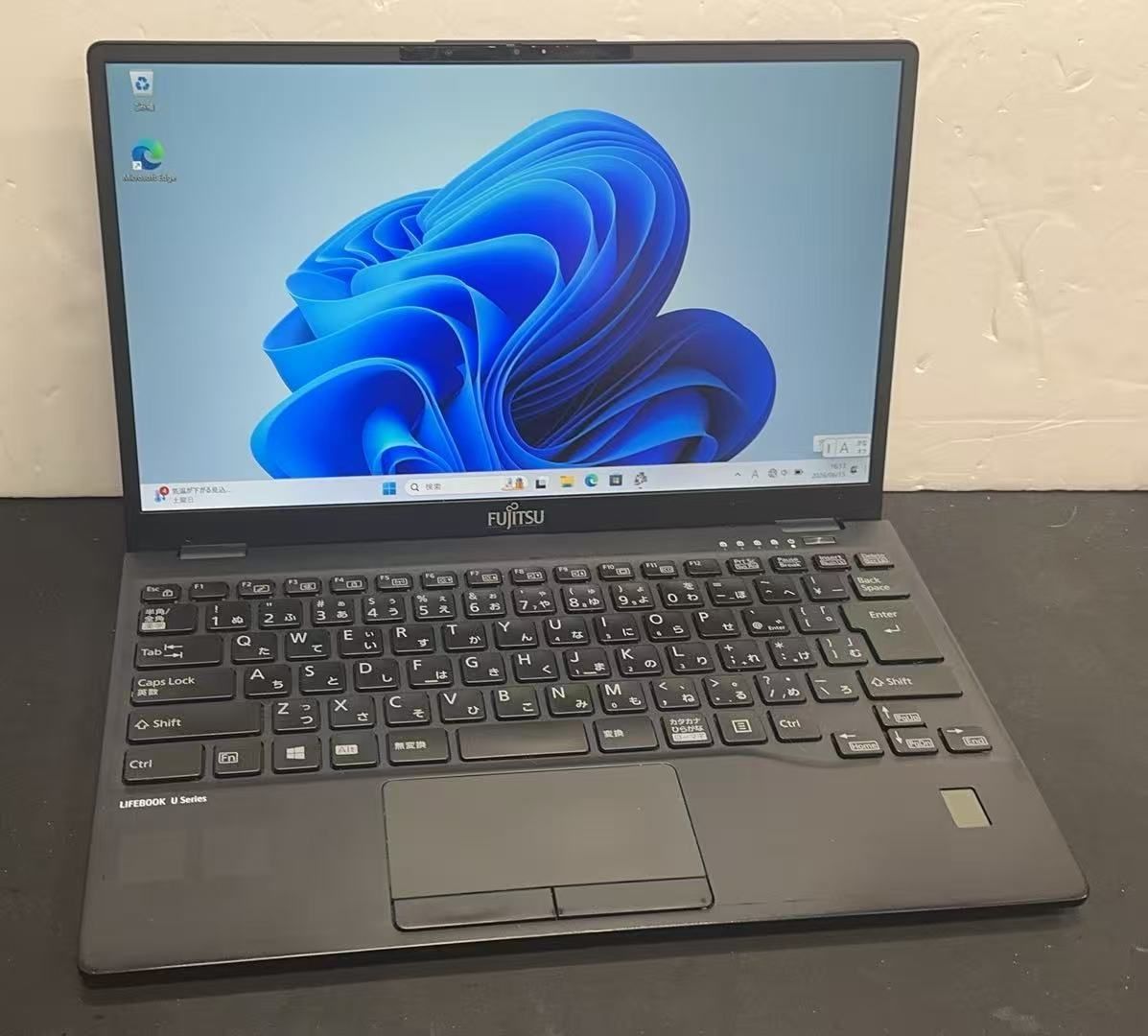 Fujitsu LIFEBOOK U9311/HX FMVU3905AP / Core i5-1135G7 ++924467 軽量モバイルノートPC