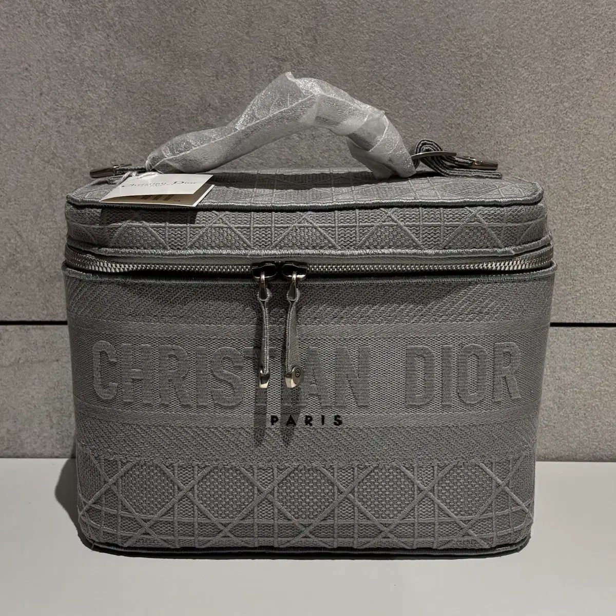 ディオール カナージュ トラベル ヴァニティ 新商品