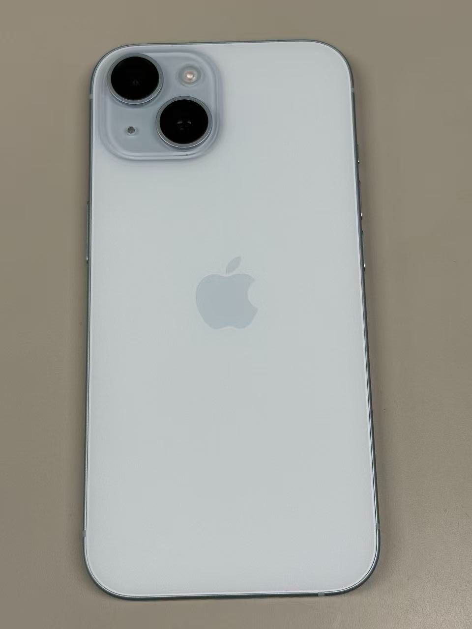 美品 iPhone15 128GB ブルー SIMフリー バッテリー100% - メルカリ