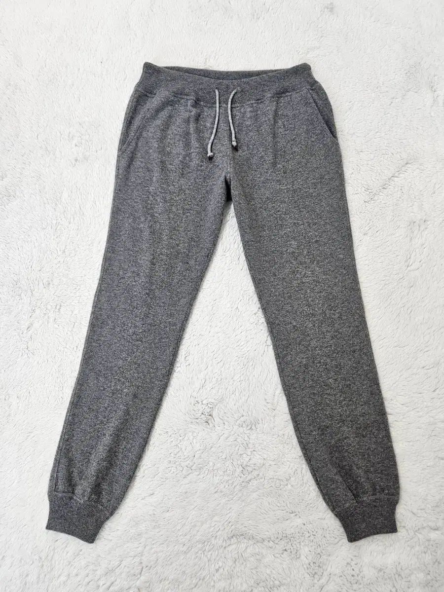 BRUNELLO CUCINELLI(ブルネロクチネリ) 100% カシミア ジョガー パンツ