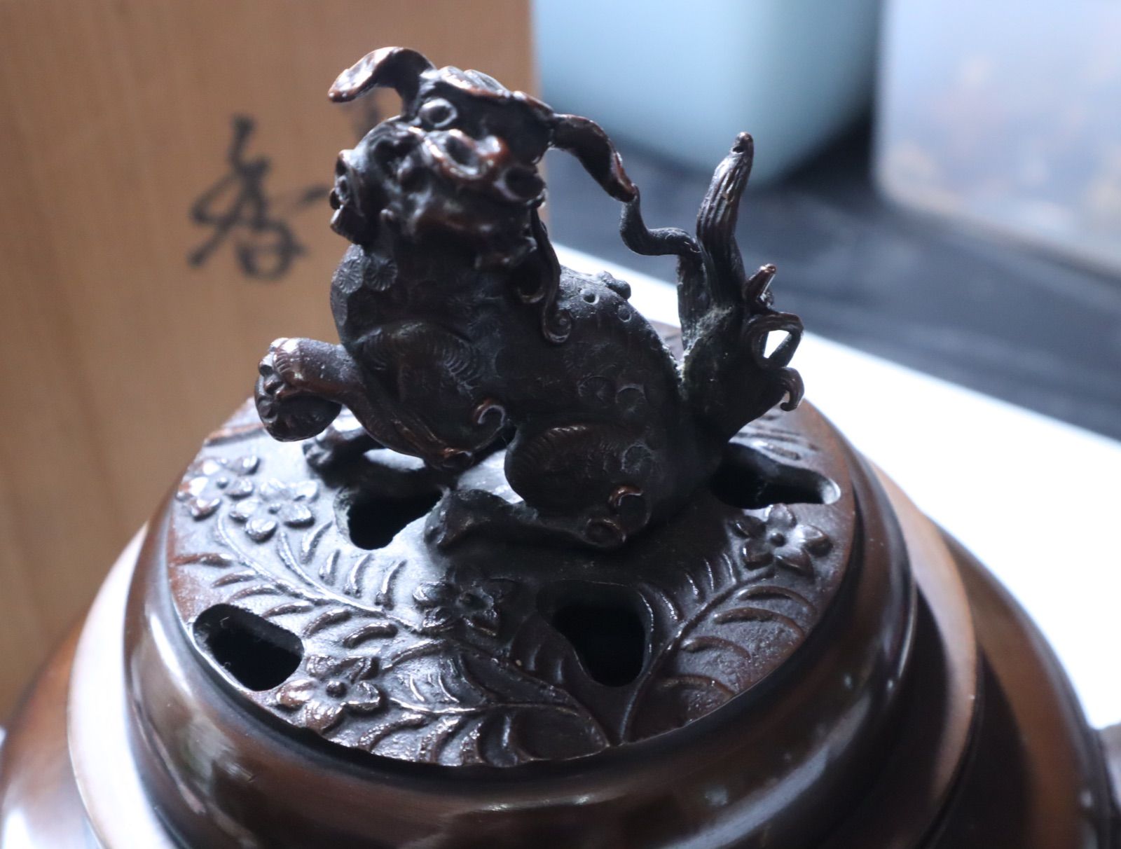 瑞峰作 青銅製香炉 獅子彫刻 箱付き - メルカリ