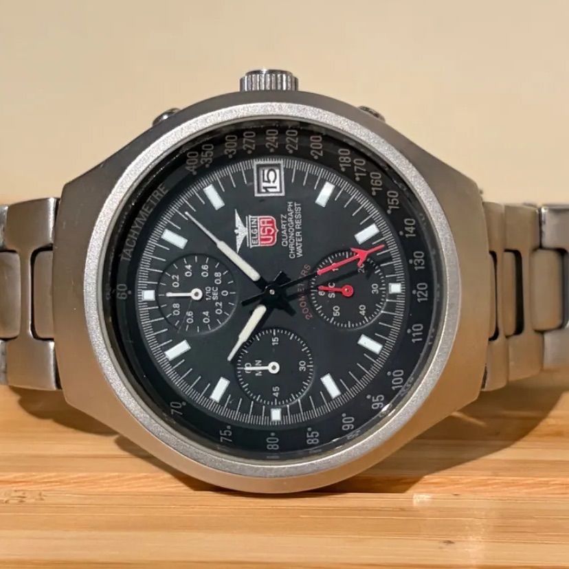 福本 エルジン ヴィンテージ クオーツ クロノグラフ ヘルメット型 稼動品 ミリタリー ダブルバックルブレス 縦目クロノグラフ