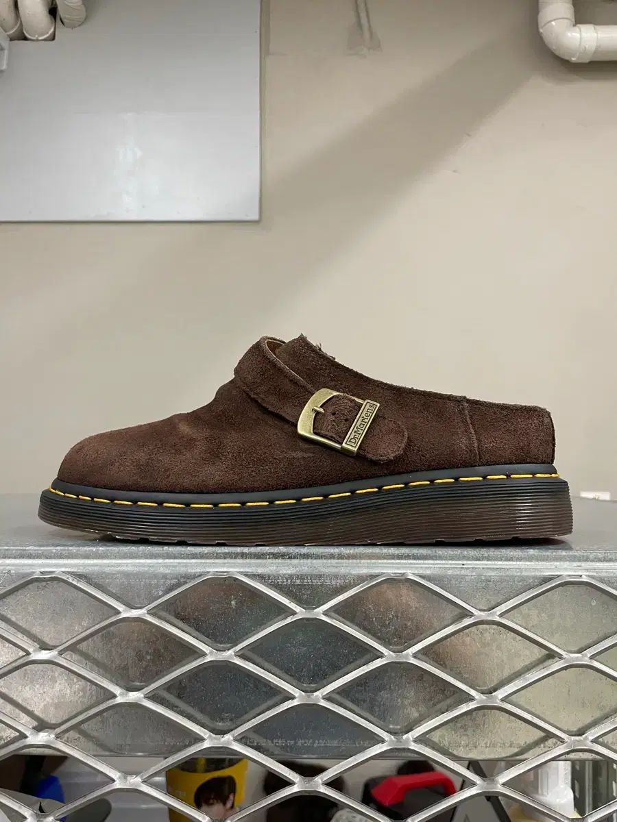 DR. MARTENS ドクターマーチン アイ シャム デザート オアジス ミュール uk7 (gr-5344)