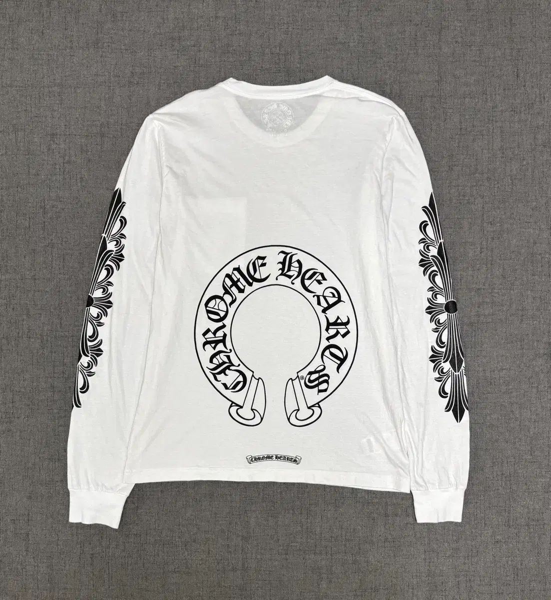 クロムハーツ Classic ホールシュー ロゴ ロングスリーブ Tシャツ 白