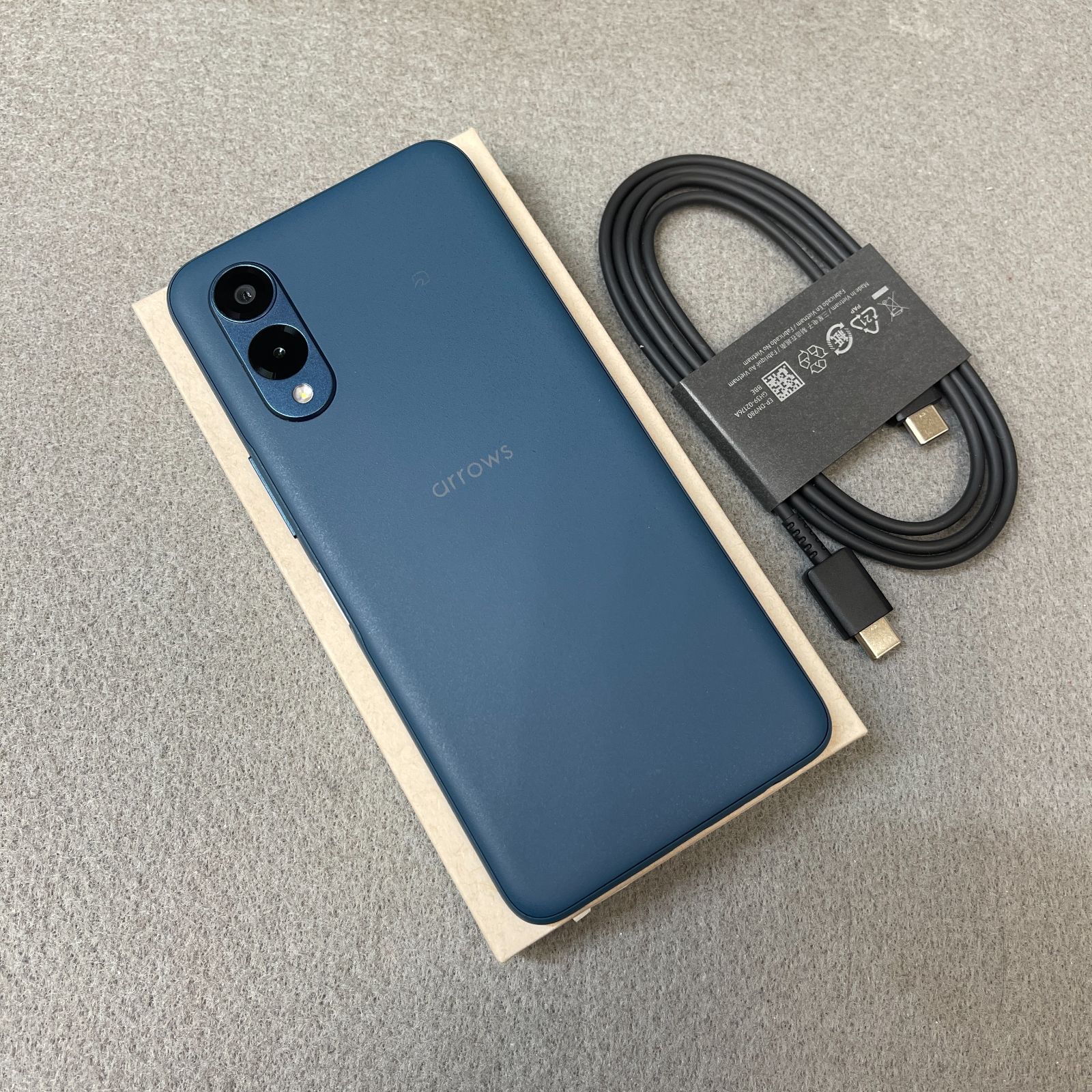 新品同様 Arrows We2 F-52E 64GB ネイビーグリーン SIMフリー - メルカリ