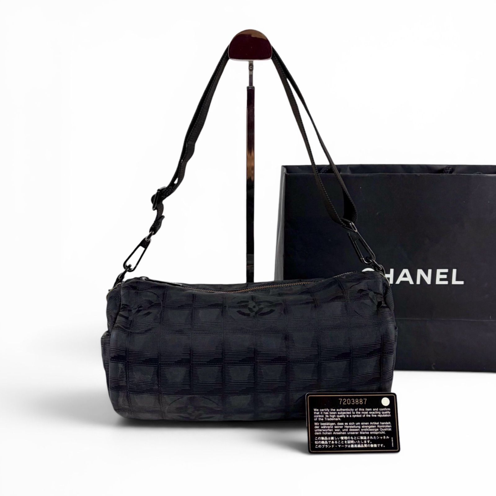 シャネル CHANEL アクセサリーケース ニュートラベルライン ナイロン 黒 シャネル CHANEL アクセサリーケース ニュートラベルライン ナイロン