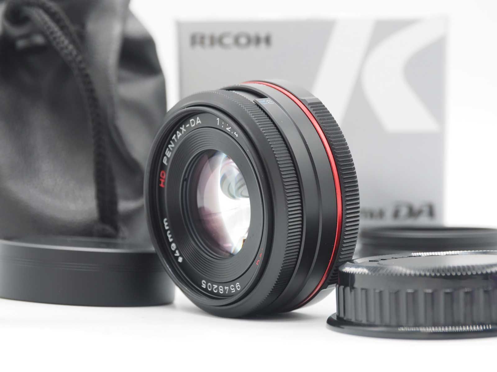 ペンタックス Pentax HD DA 70mm f/2.4 Limited Lens 元箱 [新品同様] #Z6351A