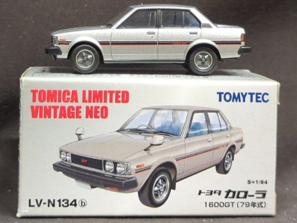 TOMYTEC TOMICA LIMITED VINTAGE NEO Toyota Corolla 1600GT (79) (Silver) LV-N134b
