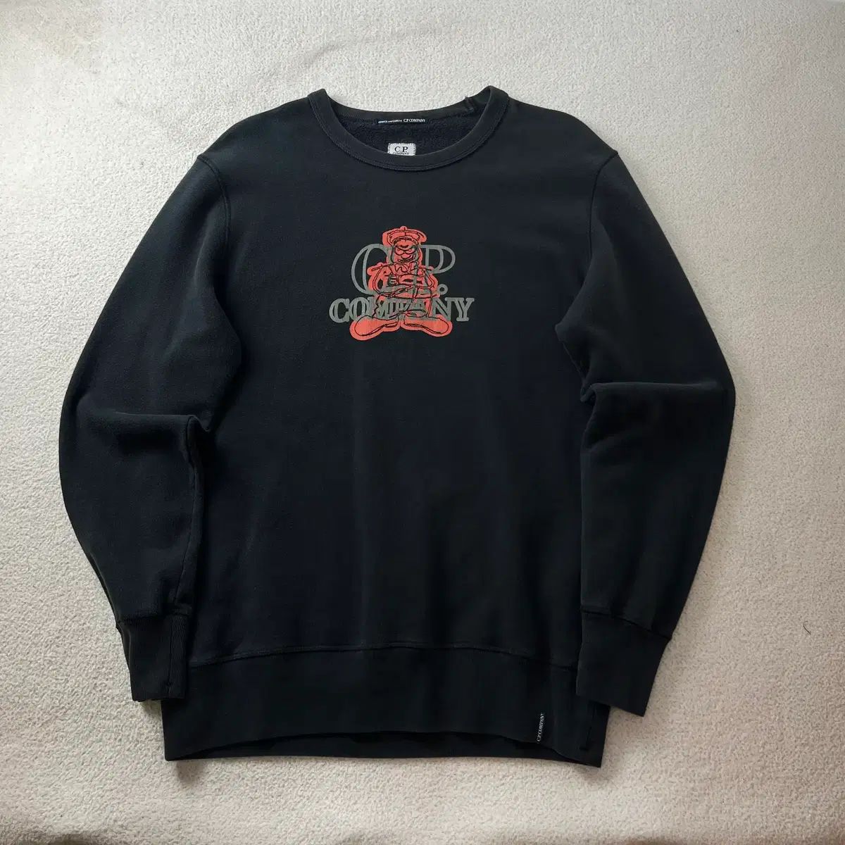 100 C.P. COMPANY シーピーカンパニー ロゴ プリンティング ブラック スウェット