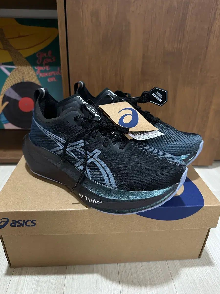 240 アシックス MEGA BLAST ブラック 新品 37,792円