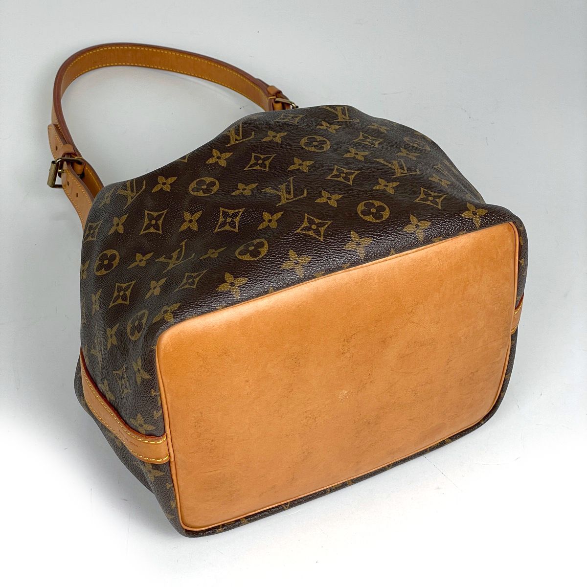 ルイ・ヴィトン Louis Vuitton プチ ノエ ワンショルダー 肩掛け 巾着