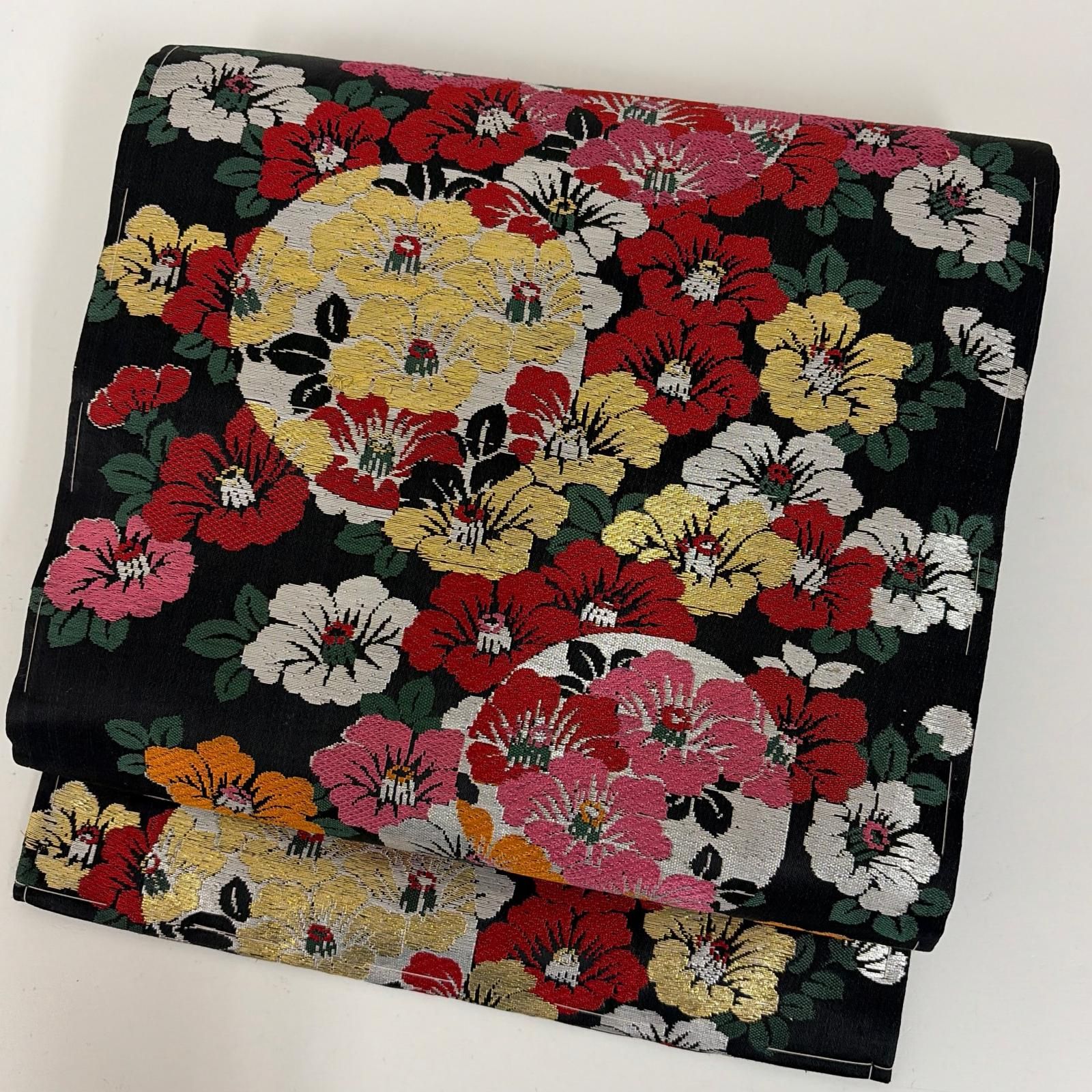 名古屋帯 アンティーク 黒地に華やかな花柄 織り出し 九寸 正絹 着物