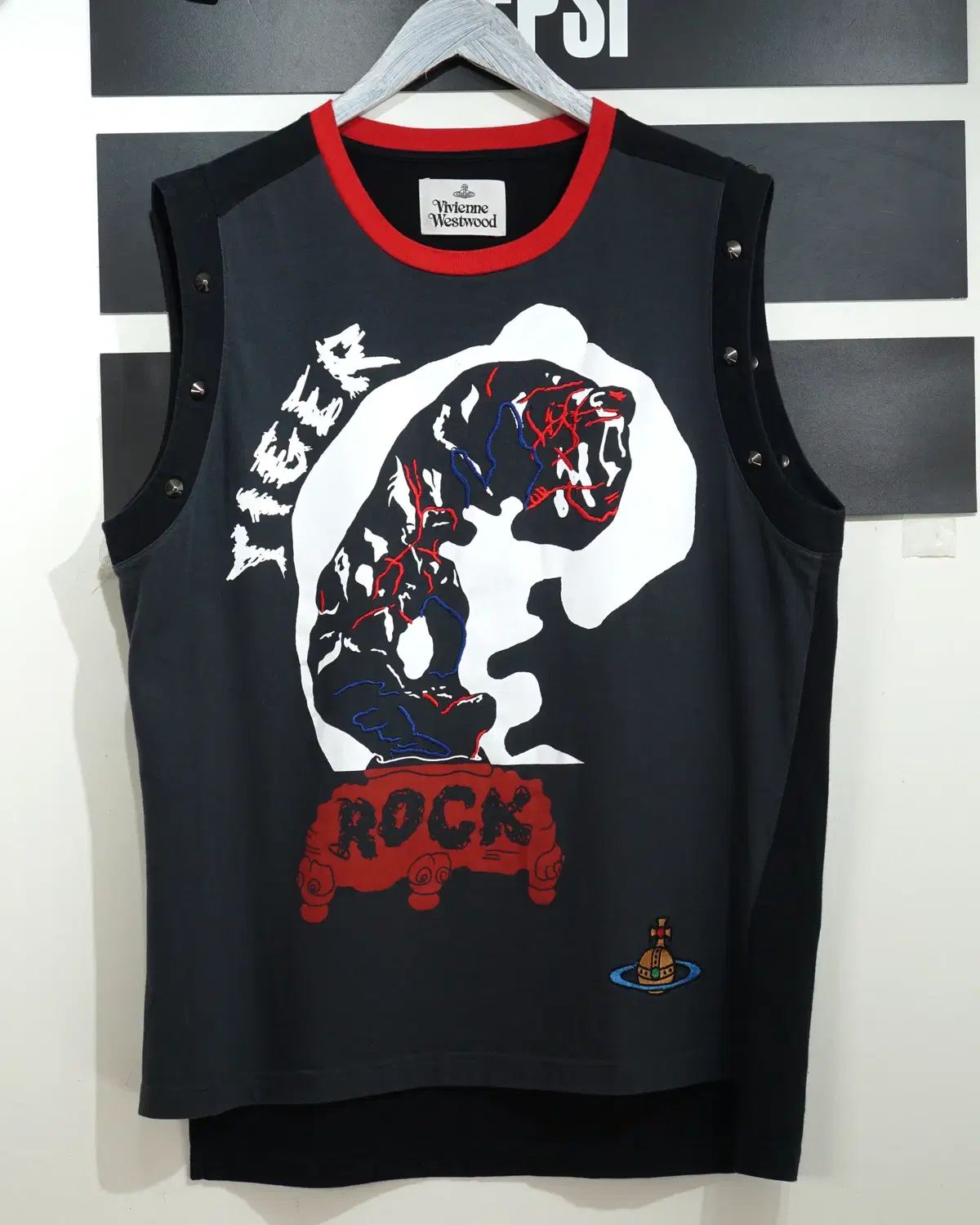 VIVIENNE WESTWOOD タイガー ROCK スタッズ ベスト 23,682円