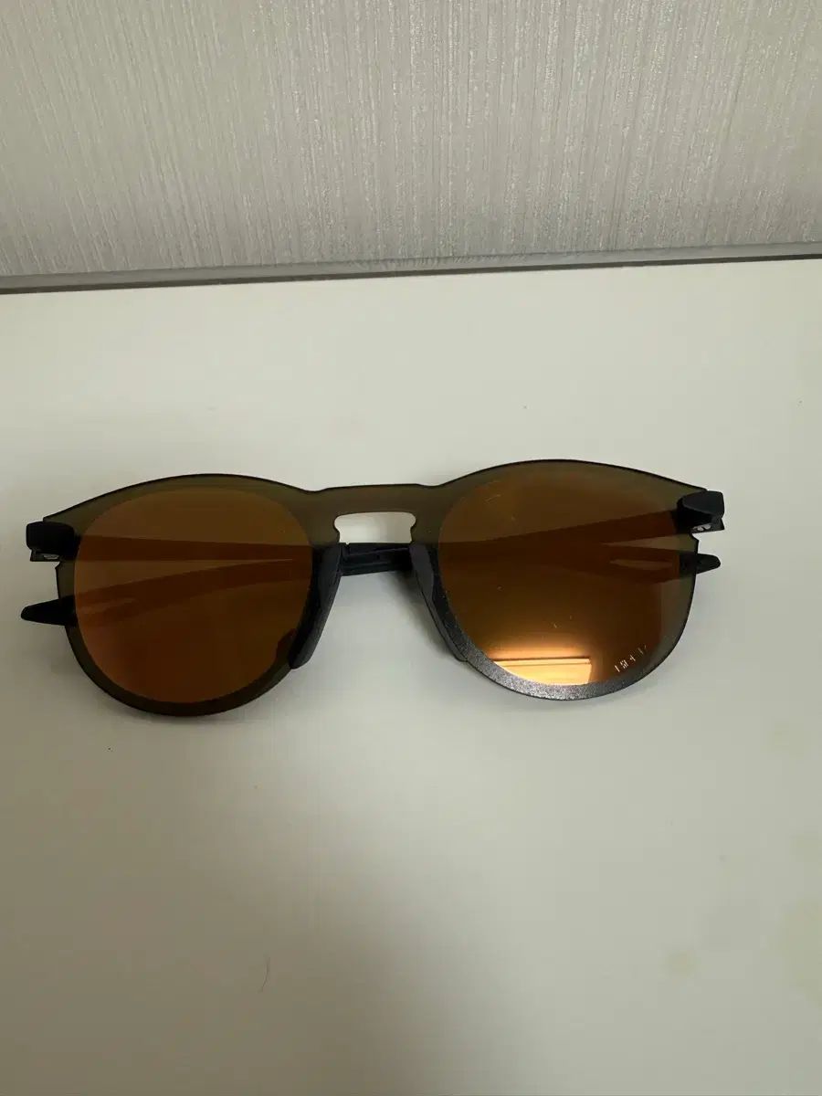 100% レゼ ラウンド サングラス