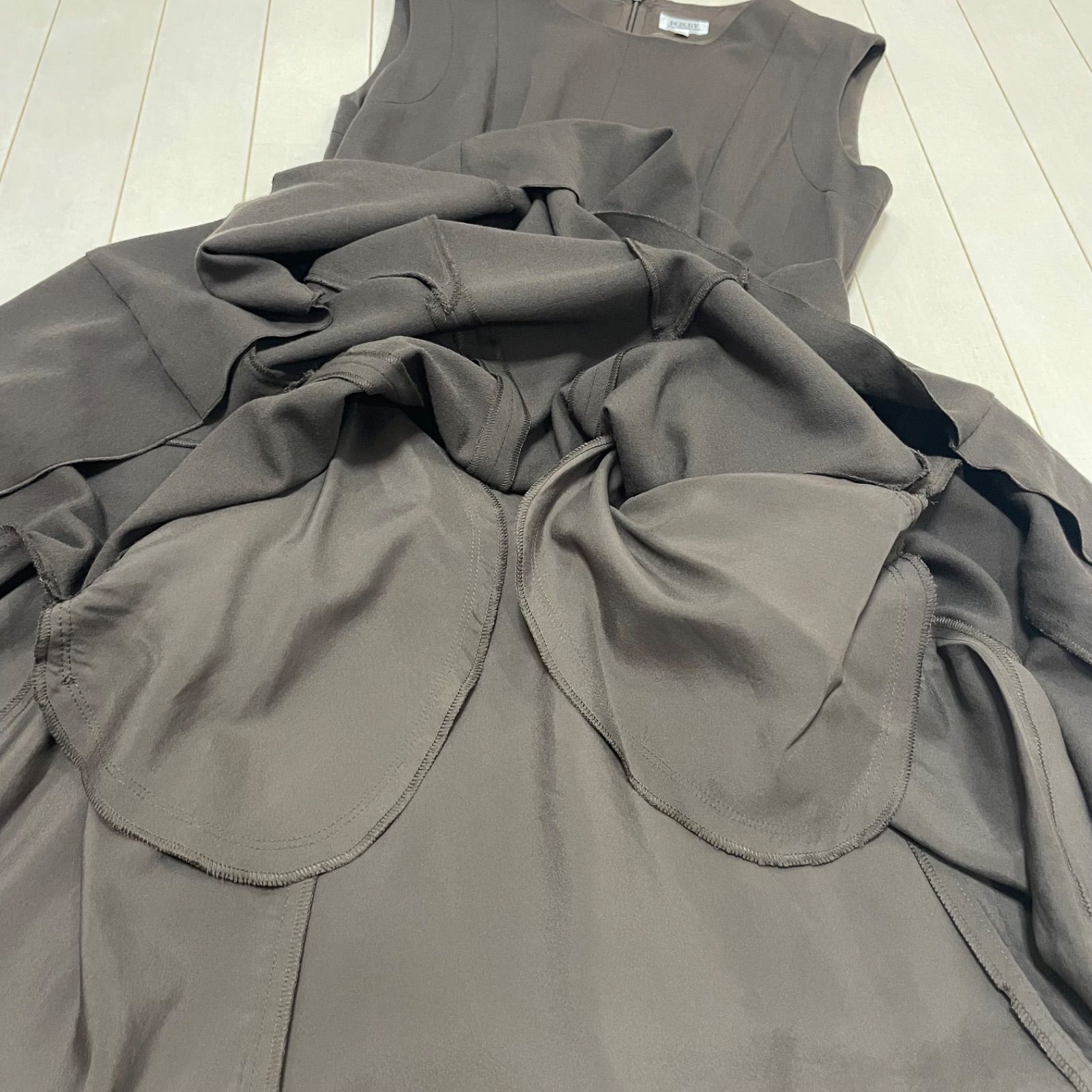 FOXEY BOUTIQUE フォクシーブティック　絹のワンピース　42 FOXEY BOUTIQUE フォクシー ワンピース サイズ42 ダークブラウン 日本