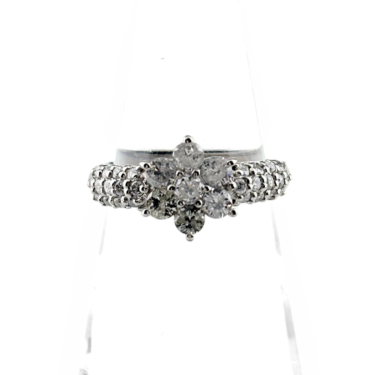 Flower Motif Design Ring Platinum Ring Mele Diamond Flower Ring No. 11 Pt900 Diamond Ladies [pre]