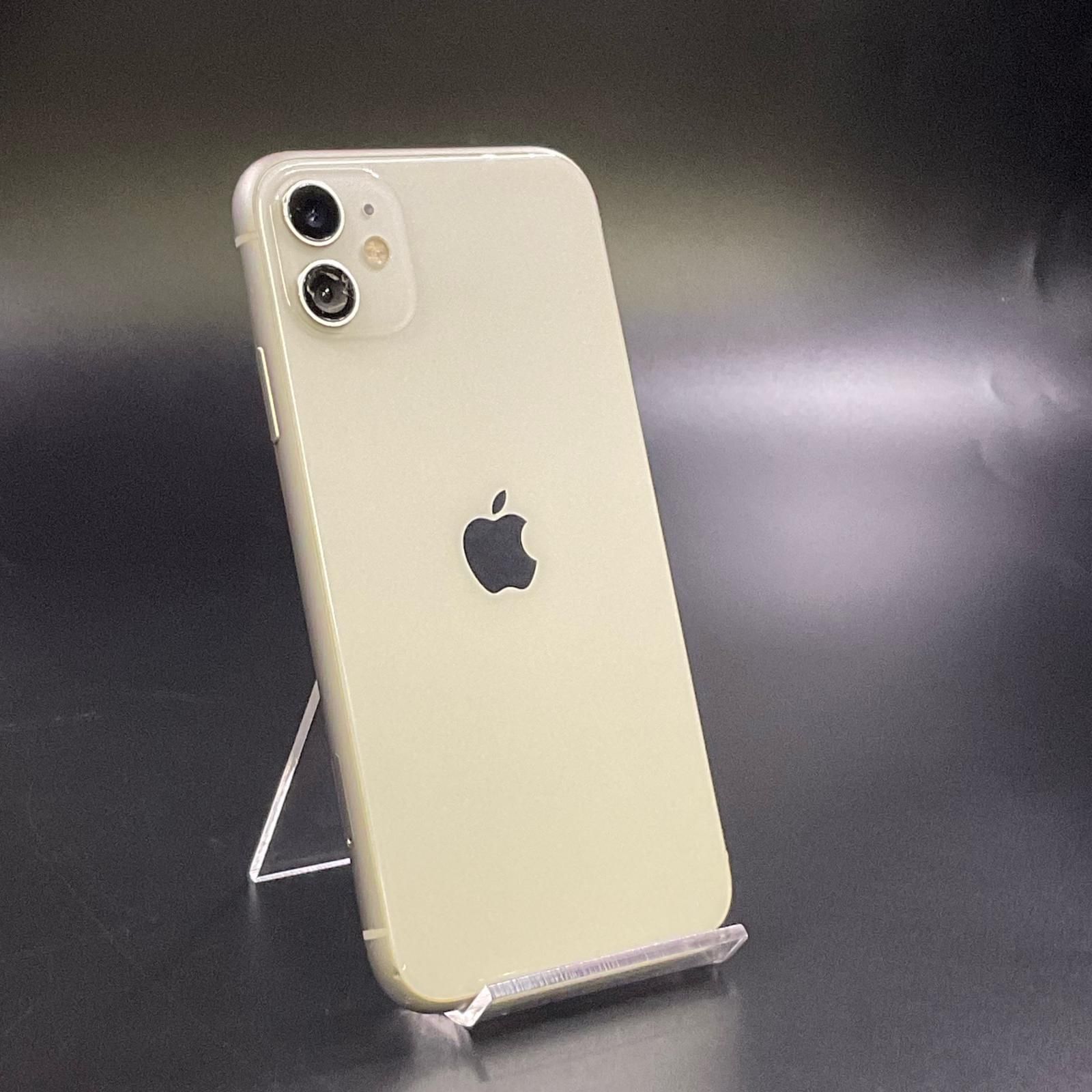 【最速発送】 iPhone 11 64GB ホワイト docomo 白ロム【難有】 82%