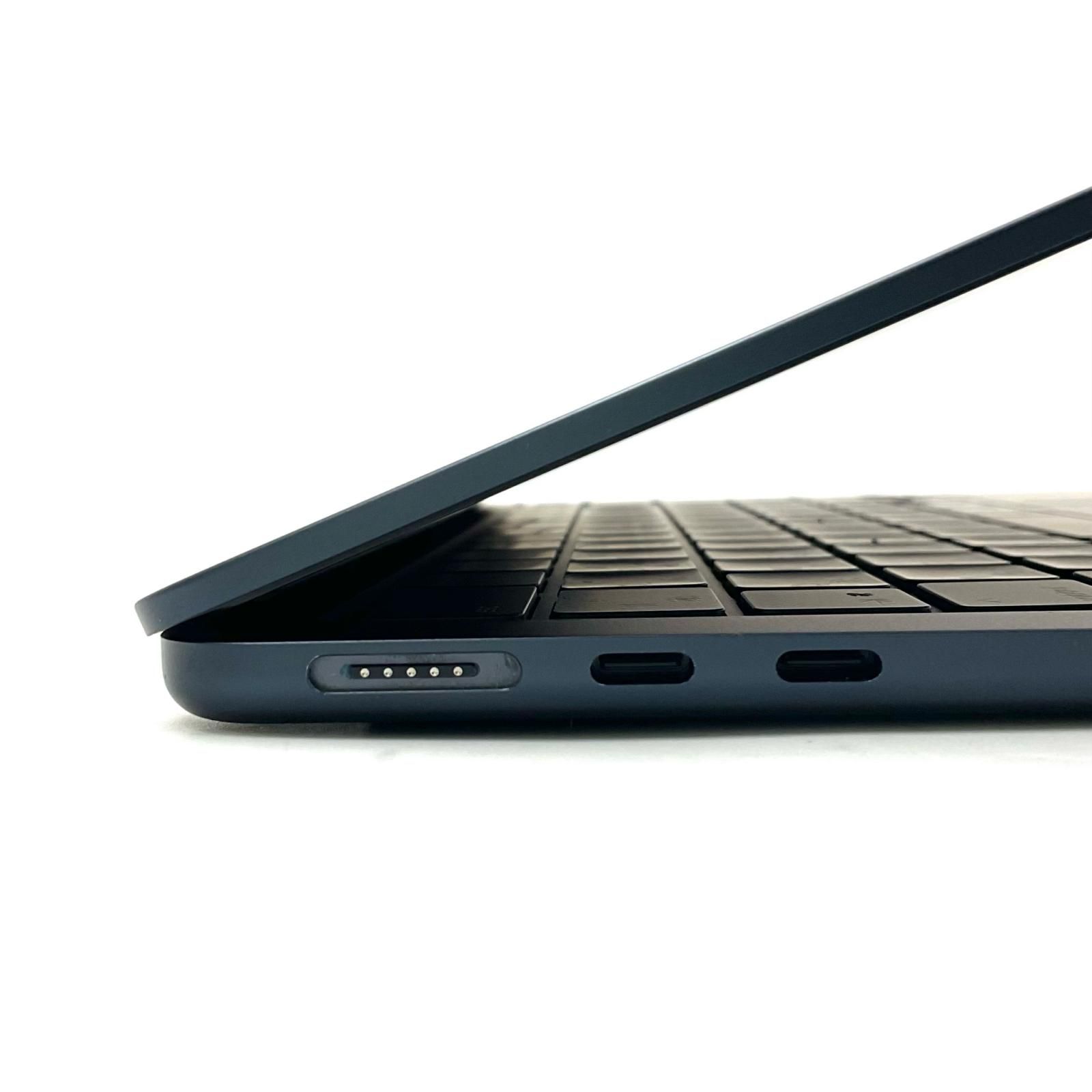 美品】MacBook Air M2 13.6