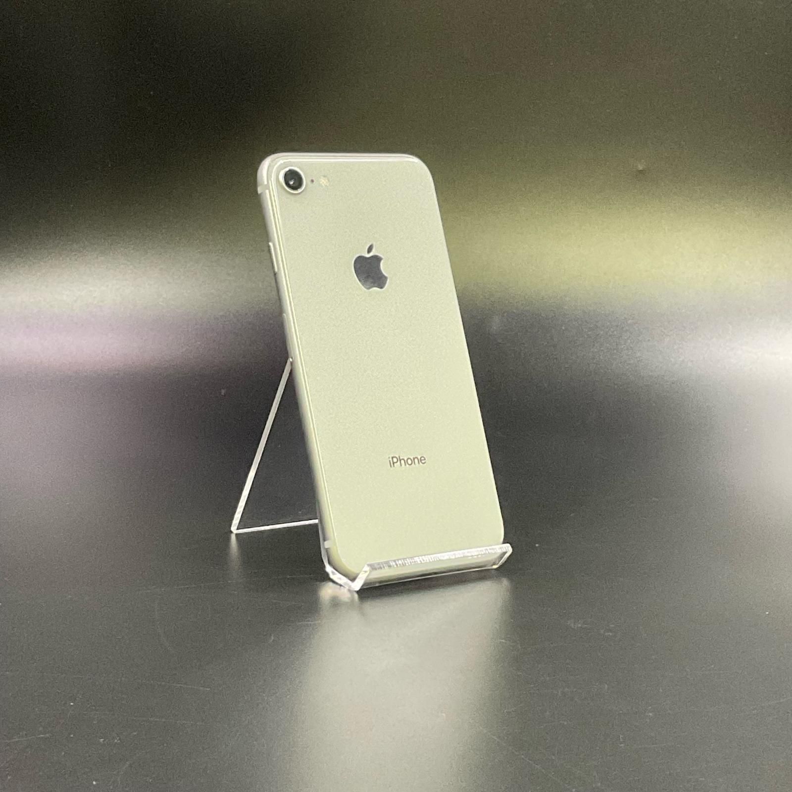 iPhone 8 64GB シルバー docomo 美品 - メルカリ
