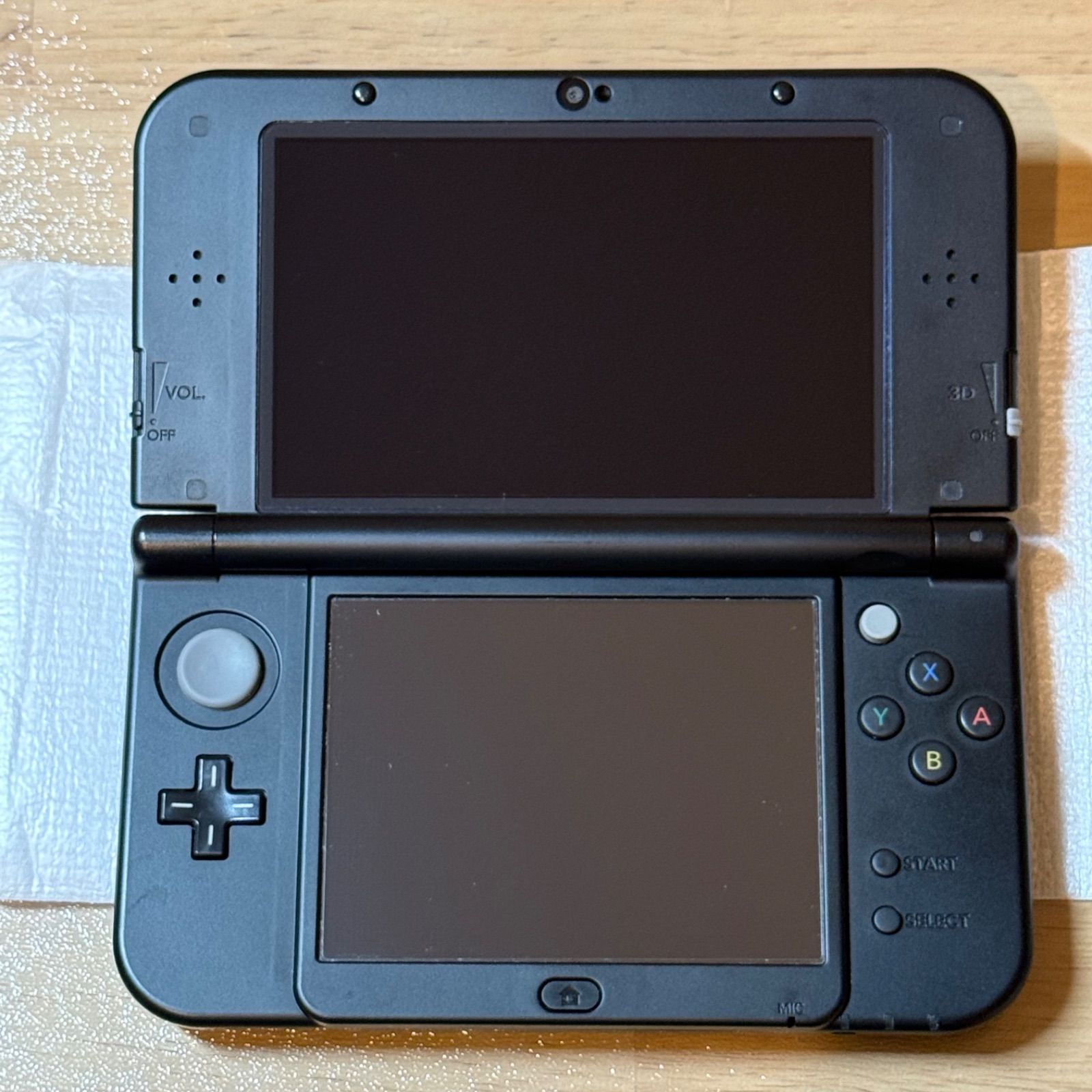 6-075 Newニンテンドー3DS LL ソルガレオ・ルナアーラ【ブラック