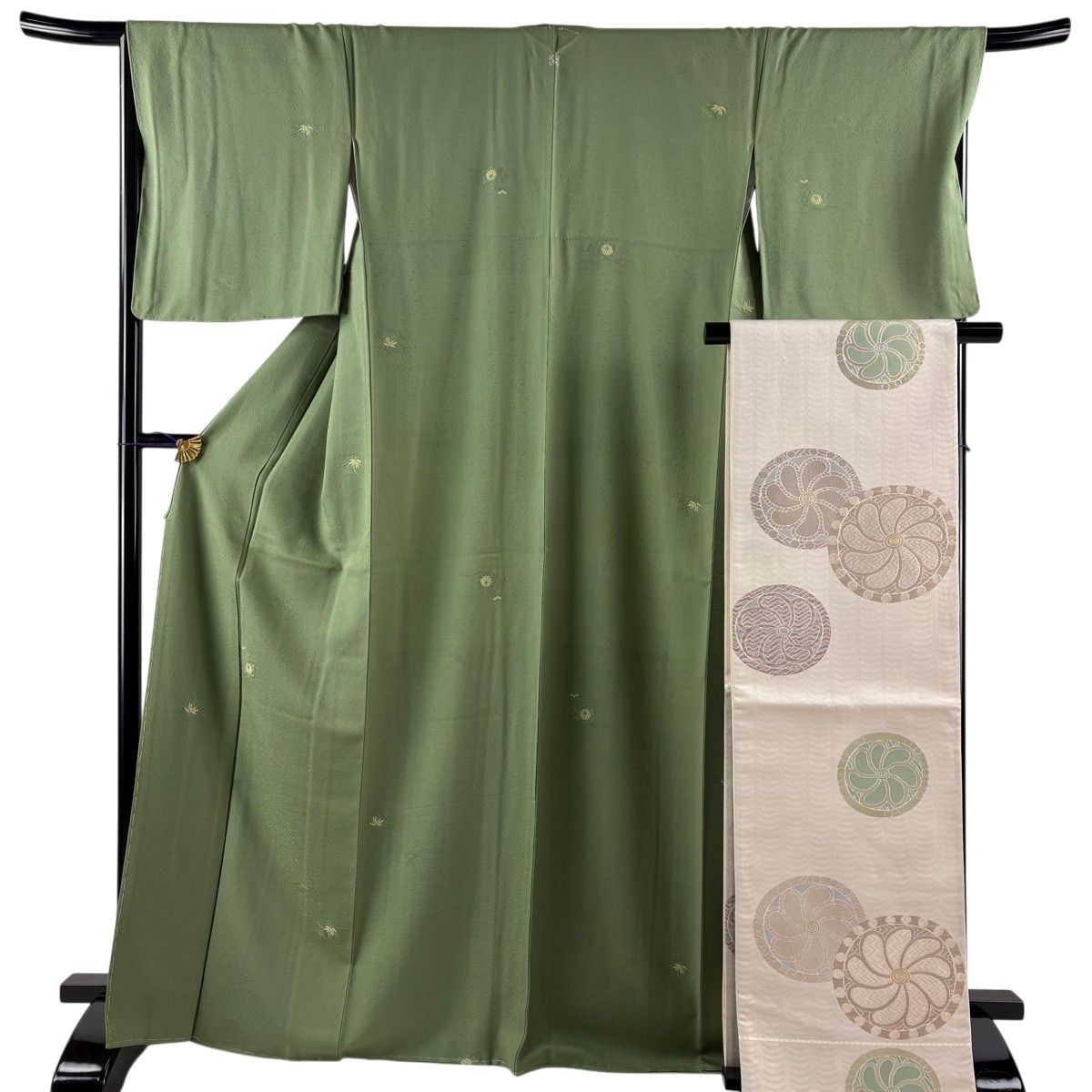 【美品】 小紋 身丈167.5cm 裄丈68cm L 袷 柿本市郎 袋帯セット 落款 草花 地紋 緑 正絹 秀品 一つ紋 【中古】