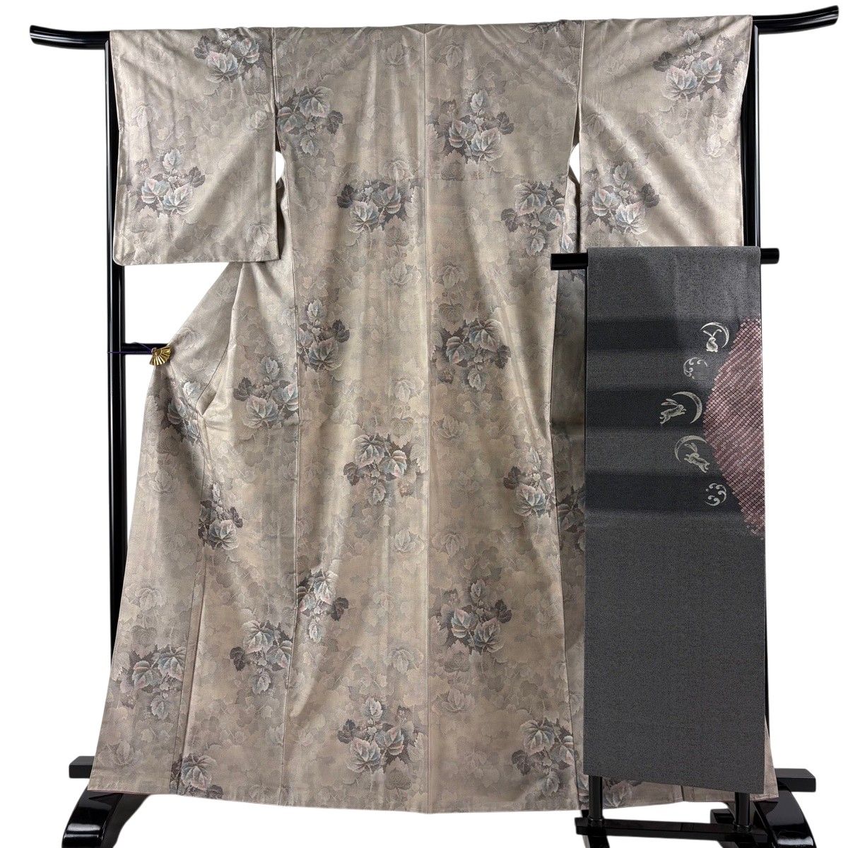 【美品】 大島紬 身丈164cm 裄丈66cm M 袷 都喜ヱ門 名古屋帯セット 証紙 葉 実 薄茶色 正絹 名品 【中古】