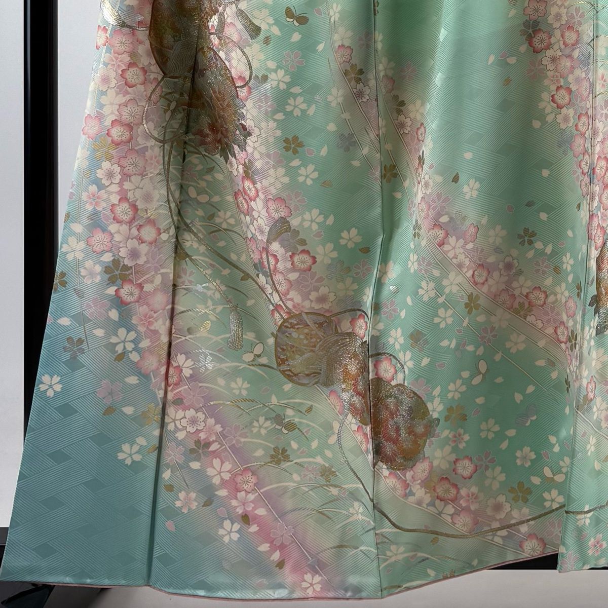 訪問着 身丈159.5cm 裄丈67cm M 袷 やまと 落款 鼓 桜 金銀彩 染め分け 