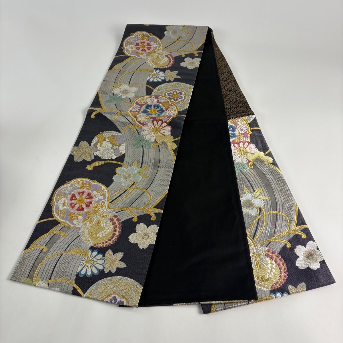 袋帯 秀品 華文 桜 金銀糸 箔 墨色 六通 正絹 【中古】 - メルカリ