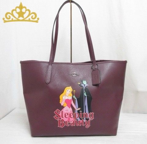 COACH × Disney 眠れる森の美女 オーロラ姫 トートバッグ パープル レディース コーチ ディズニー