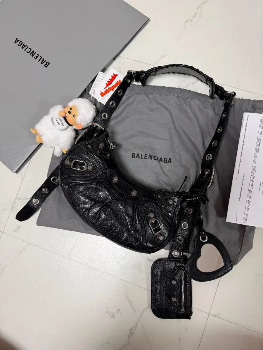 正規品 バレンシアガ ルカゴール xs