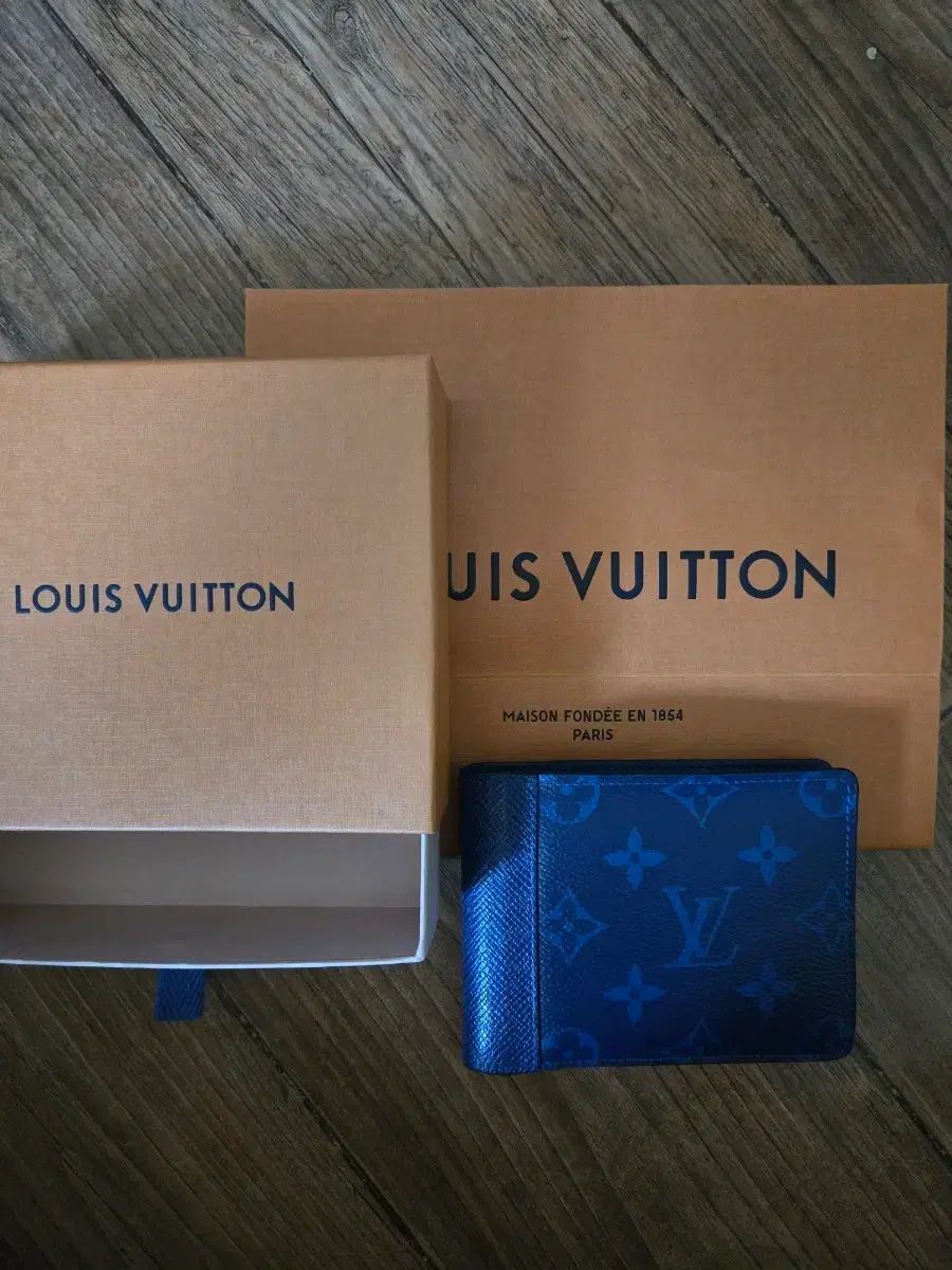 ルイヴィトン マルチ マルチ リング 財布 ルイヴィトン コバルトブルー リング 財布 ルイヴィトン リング 財布